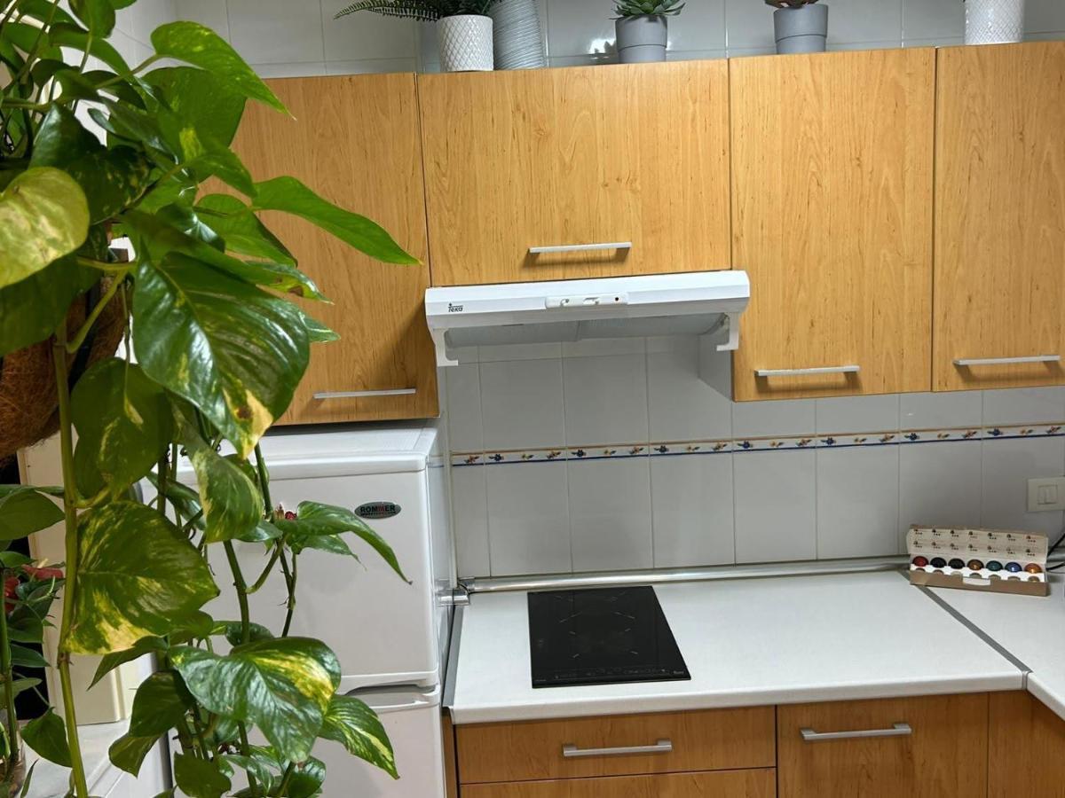 إشبيلية Apartamento Suite Torre Alta Parking Gratis المظهر الخارجي الصورة