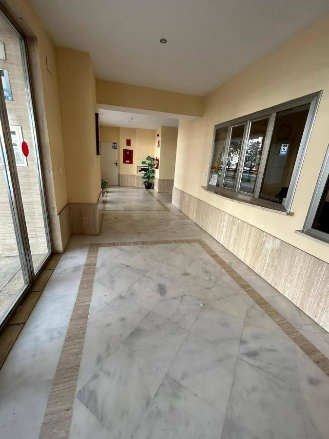 إشبيلية Apartamento Suite Torre Alta Parking Gratis المظهر الخارجي الصورة